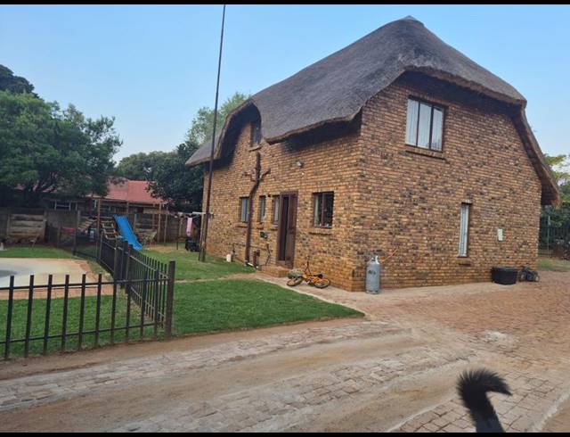 3 BEDROOM HOUSE FOR SALE IN CHANTELLE